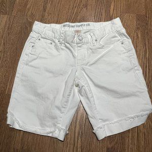 Mossimo Supply Women's Juniors Shorts Size 7 Fit 6 White Denim‎ Jean